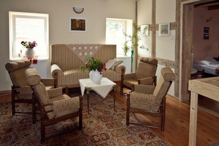 Winnica Agat Świerzawa Extérieur photo
